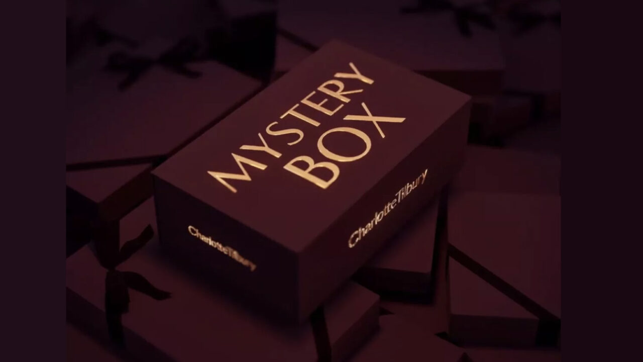 Charlotte Tilbury Mystery Box 2022