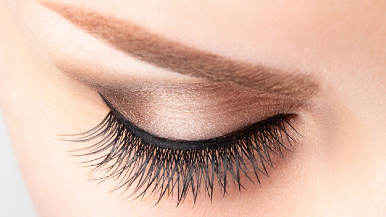 How to remove eyelash extensions at home