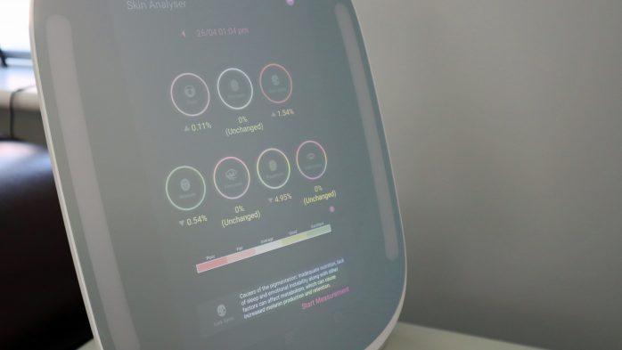 HiMirror Skin analyser